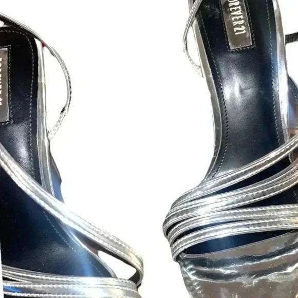Forget 21 Gorgeous silver Strappy heel sandals - Picture 3 of 11